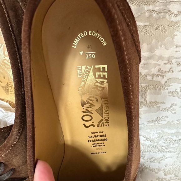 Salvatore Ferragamo Mens Shoes Size 9.5 - Picture 3 of 11
